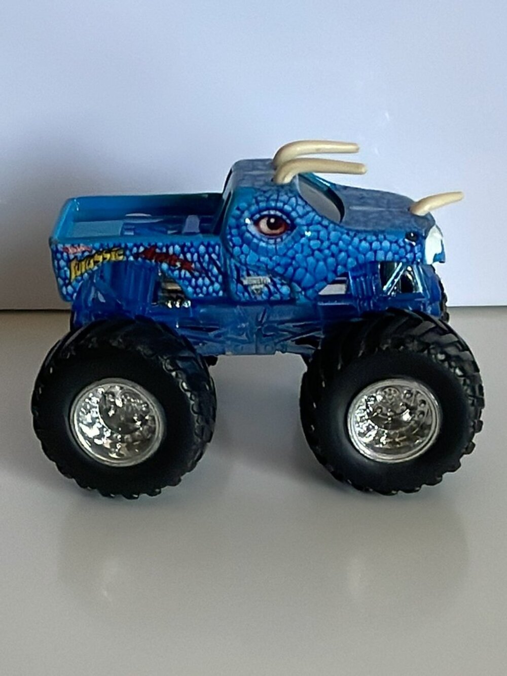 *♪ Monster Jam Truck Hot Wheels - Jurassic Attack - Blue - Scale 1:64 *♪